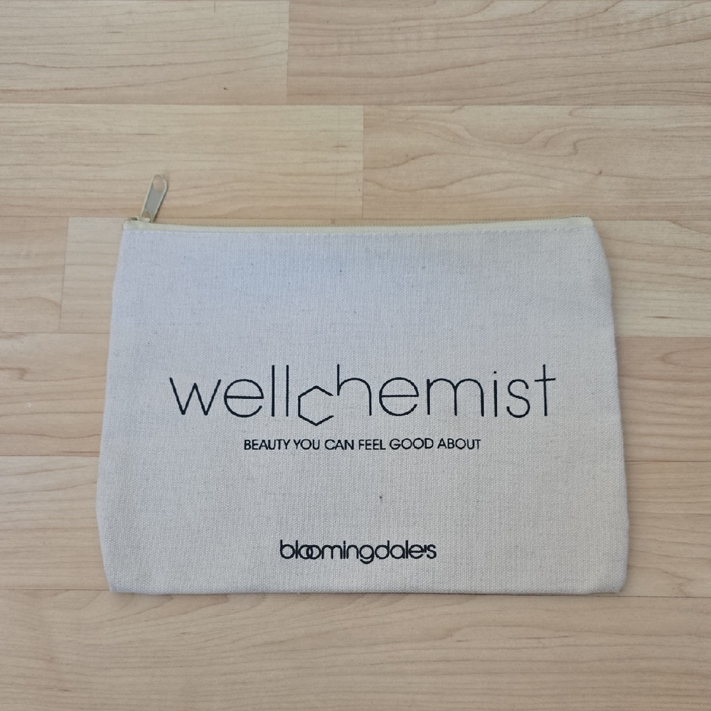 NWOT Wellchemist by Bloomingdale's canvas cosmetic pouch 9.85"×7.30"